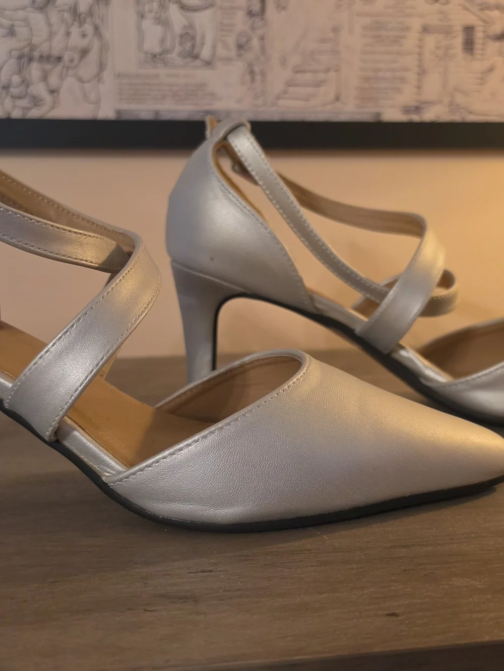 ASHRO Silver Pointed-Toe Strappy Flats